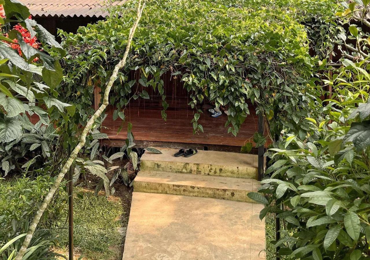 Mendulang Lembang Resort&Resto Bagian luar foto