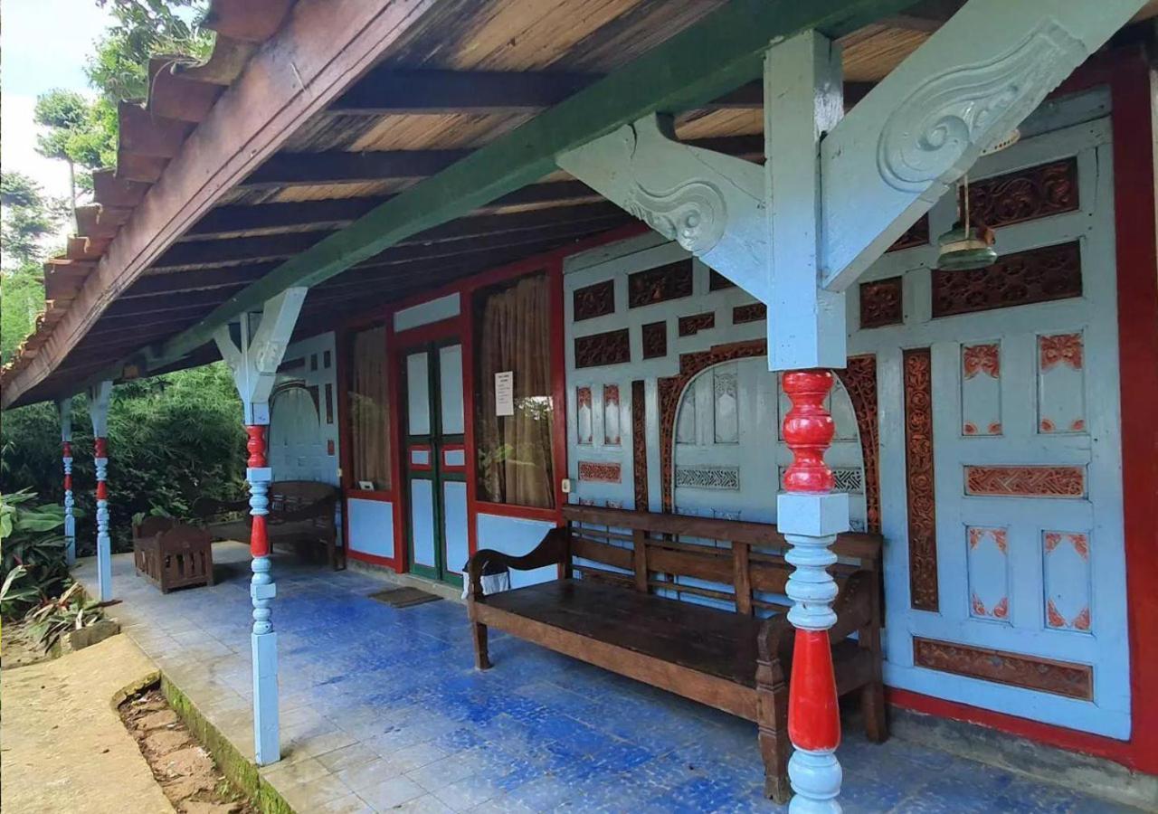 Mendulang Lembang Resort&Resto Bagian luar foto